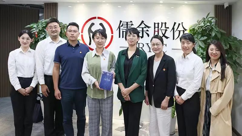 法院2.jpg 法院2.jpg